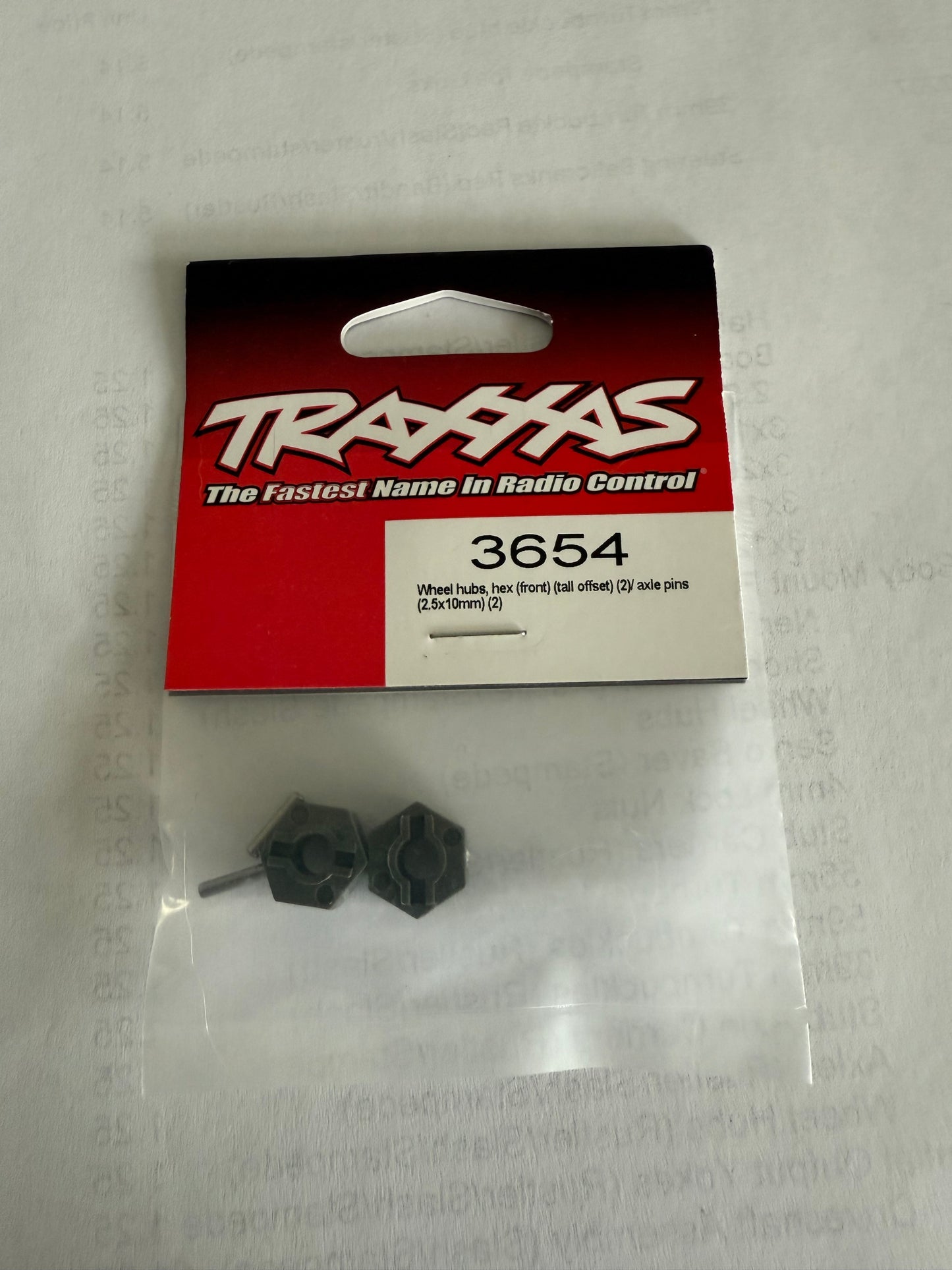 Traxxas 3654 Wheel hubs, hex (front) (tall offset) (2)/ axle pins (2.5x10mm) (2)