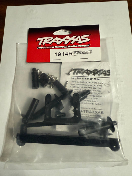 Traxxas1914R Body mount, front & rear (black)/ body posts, 52mm (2), 38mm (2), 25mm (2), 6.5mm (2)/ body post extensions (4)/ hardware