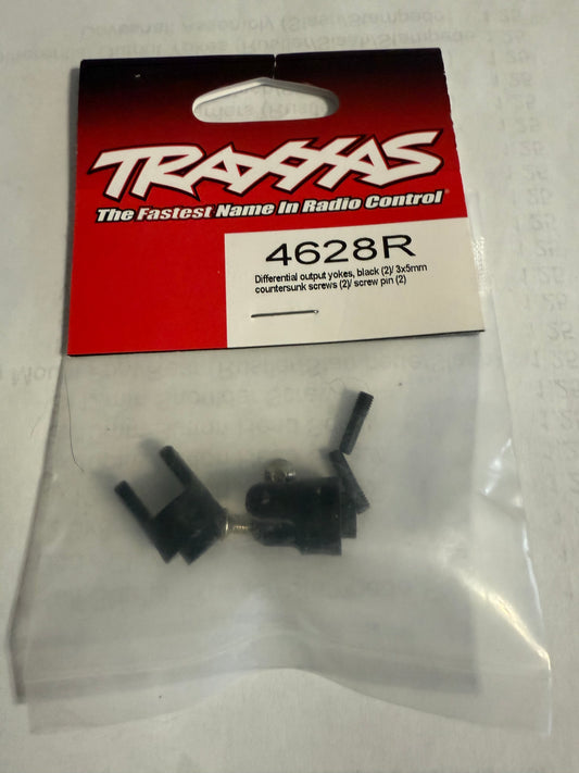 Traxxas 4628R  Differential output yokes, black (2)/ 3x5mm countersunk screws (2)/ screw pin (2)