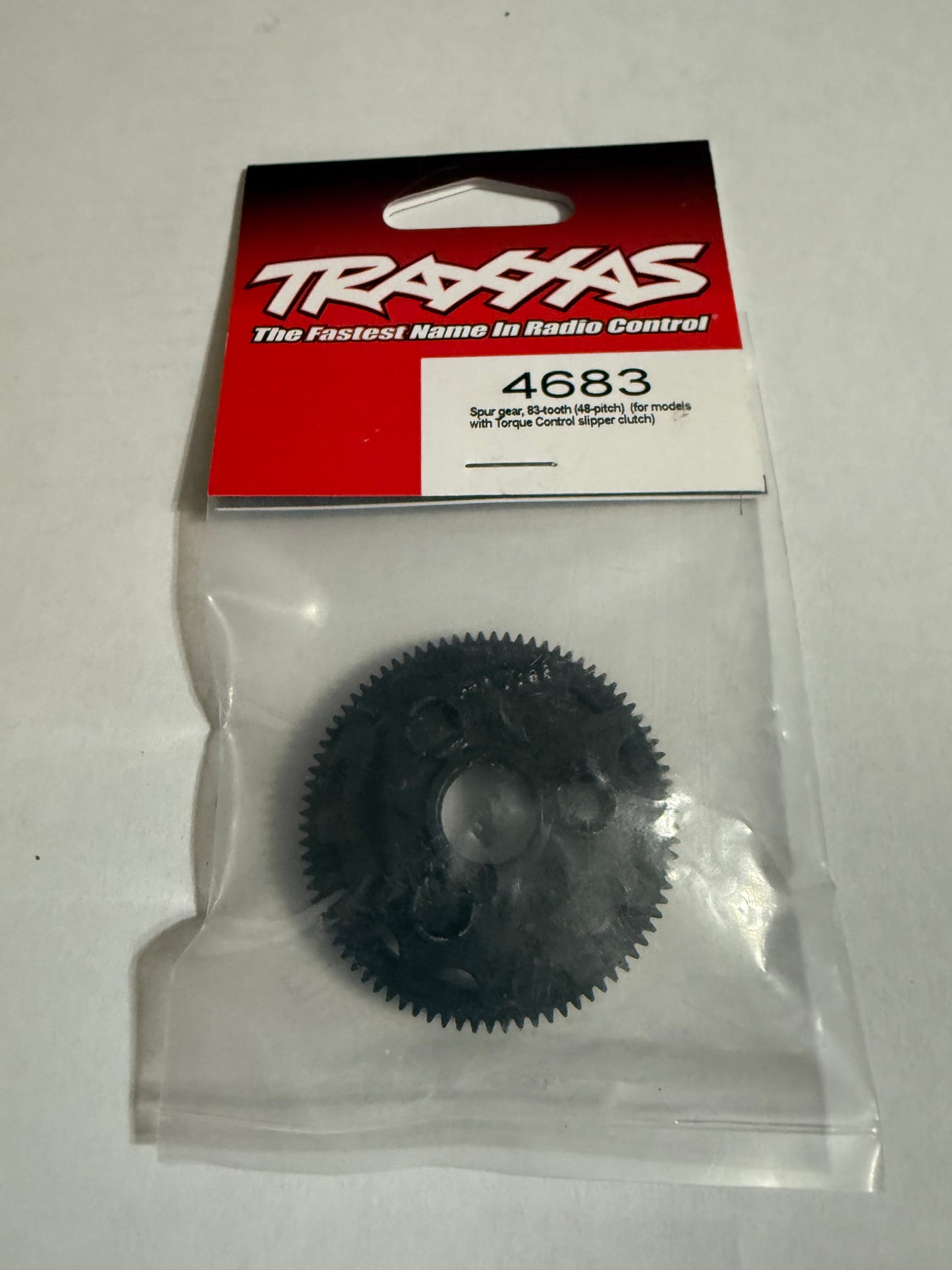 Traxxas 4683  Spur gear, 83-tooth (48-pitch) (for models with Torque Control slipper clutch)