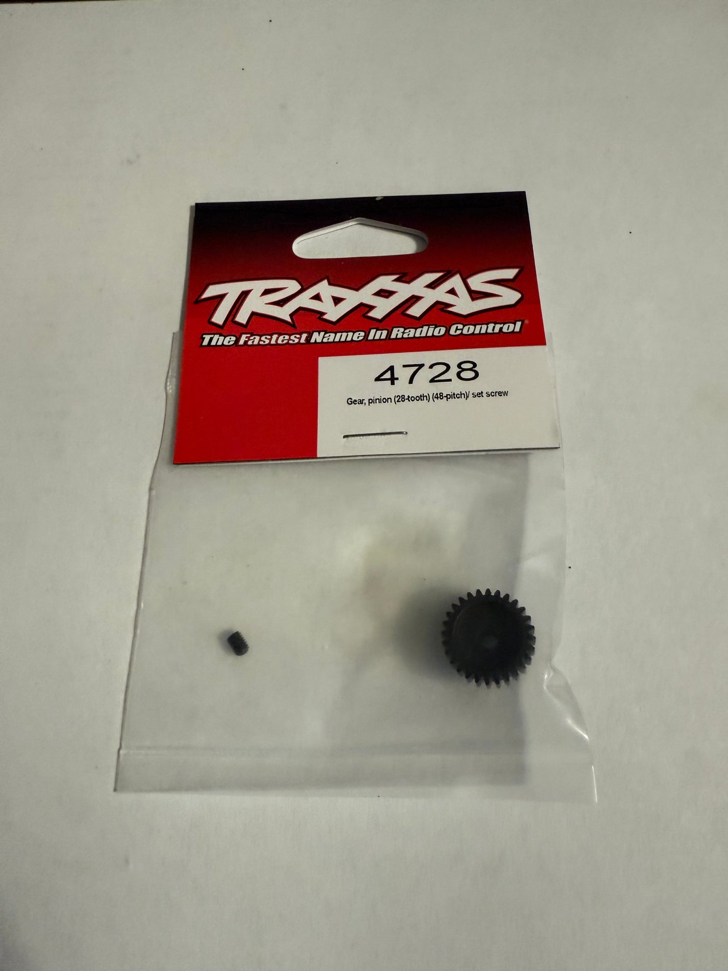 Traxxas 4728  Gear, 28-T pinion (48-pitch) (fits 3mm shaft)/ set screw