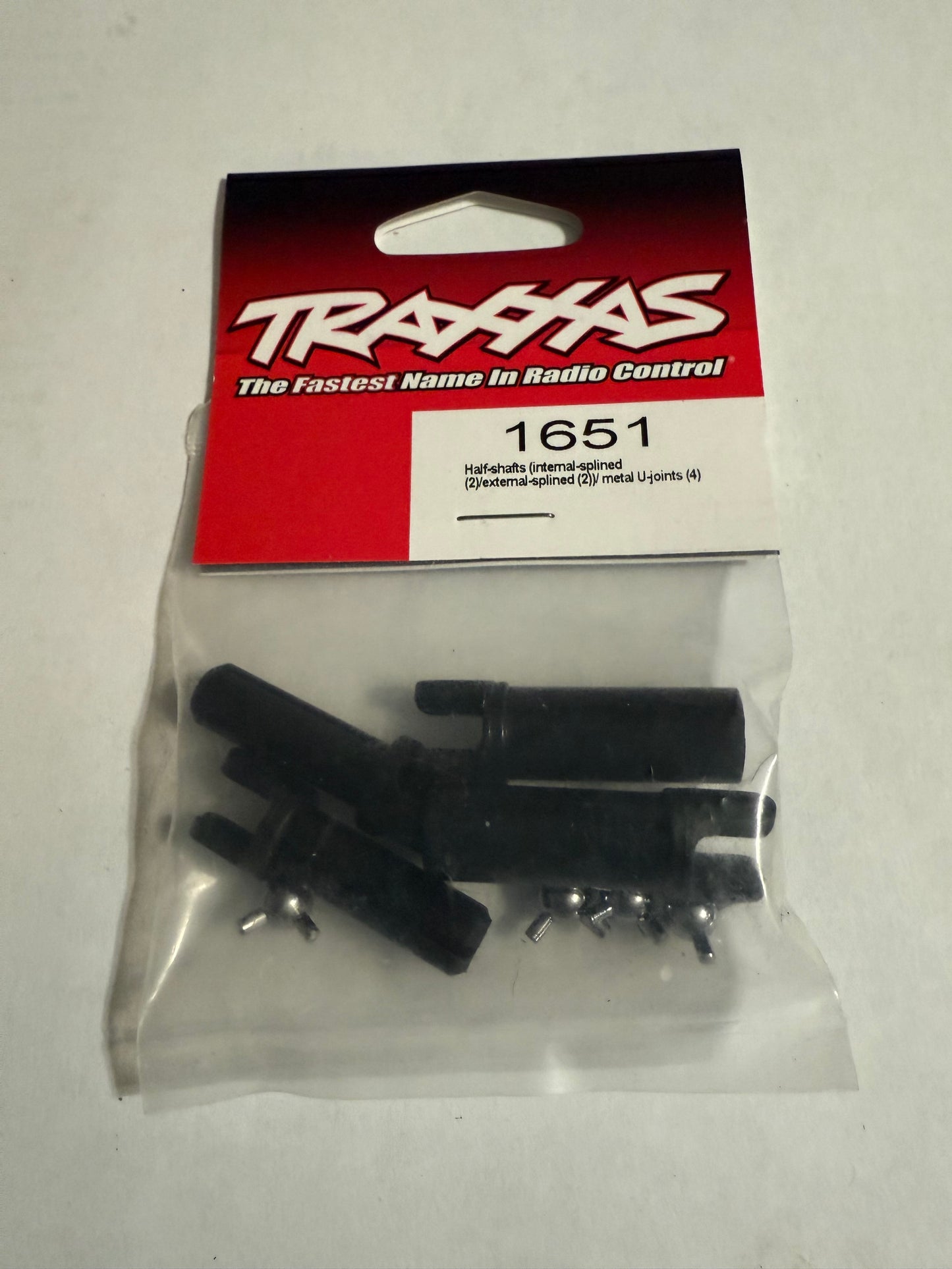 Traxxas 1651  Half-shafts (internal-splined (2)/external-splined (2))/ metal U-joints (4)