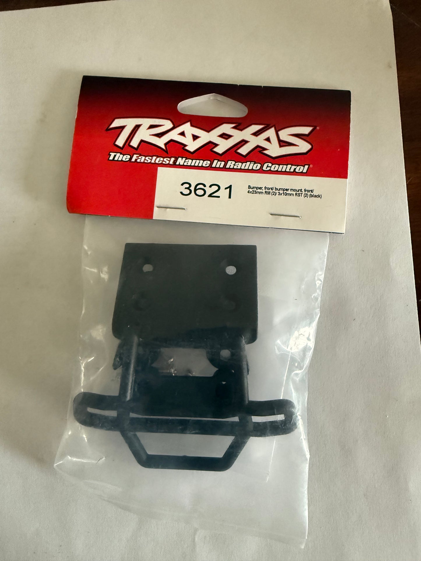 Traxxas 3621  Bumper, front / bumper mount, front / 4x23mm RM (2)/ 3x10mm RST (2) (black)